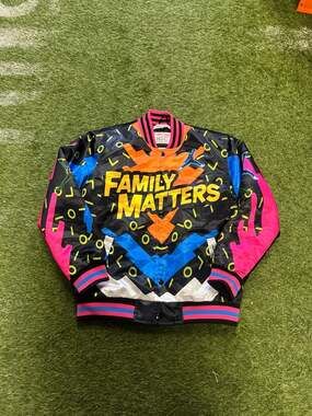 Family Matters Satin Jacket Youth Medium Urkel HGC Headgear Classics New NWT Kid